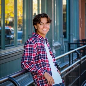 Meet your Posher, Zane